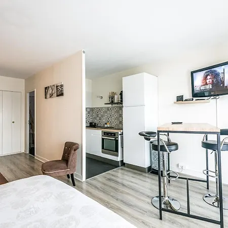 Apartment Le Septieme - Vue Cathedrale - Saint Remi Reims