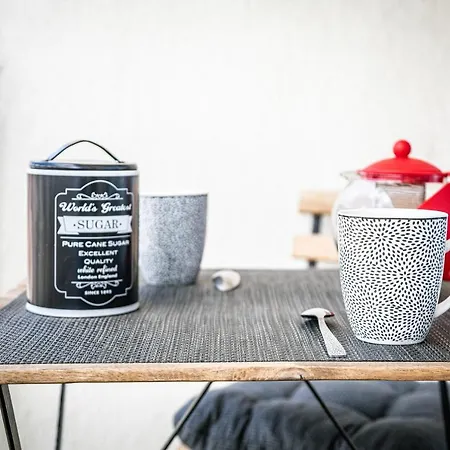 Le Septieme - Vue Cathedrale - Saint Remi * Reims