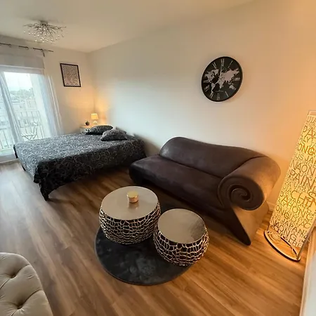 Le Septieme - Vue Cathedrale - Saint Remi Reims