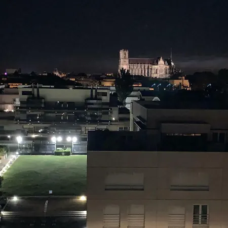 Apartment Le Septieme - Vue Cathedrale - Saint Remi *