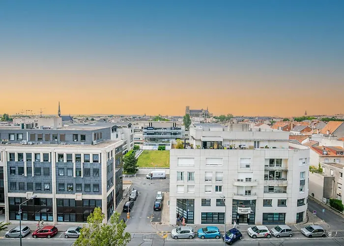 Le Septieme - Vue Cathedrale - Saint Remi *